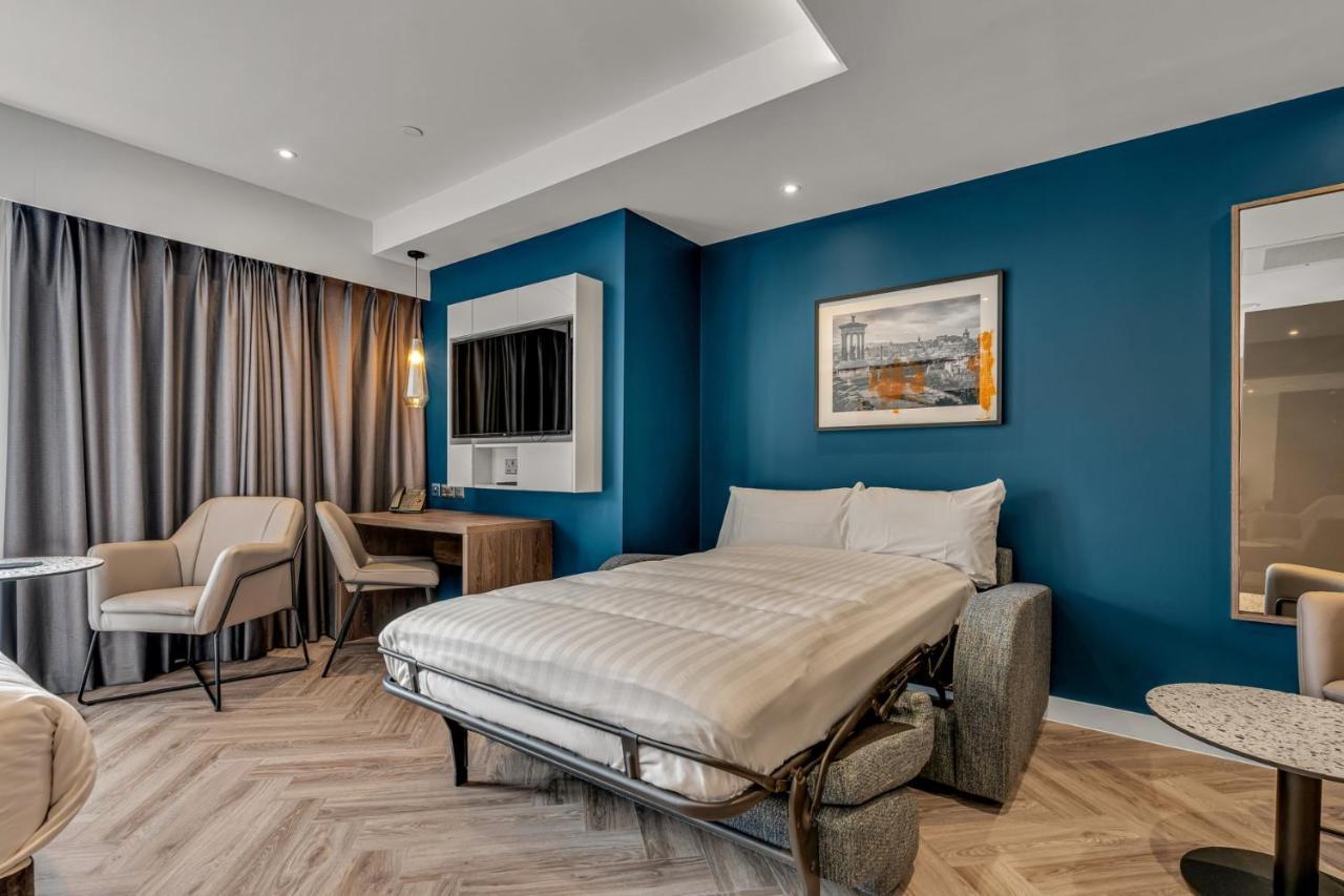 Roomzzz 爱丁堡 外观 照片