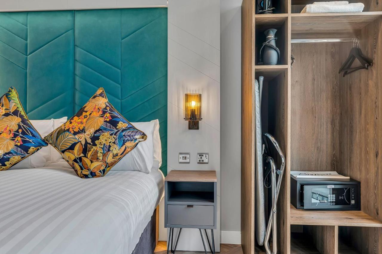 Roomzzz 爱丁堡 外观 照片