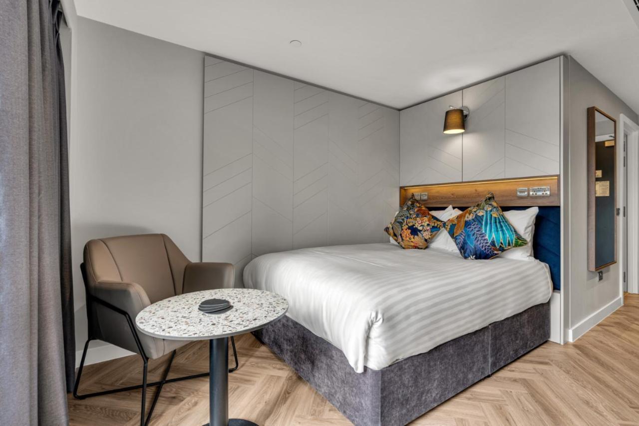 Roomzzz 爱丁堡 外观 照片