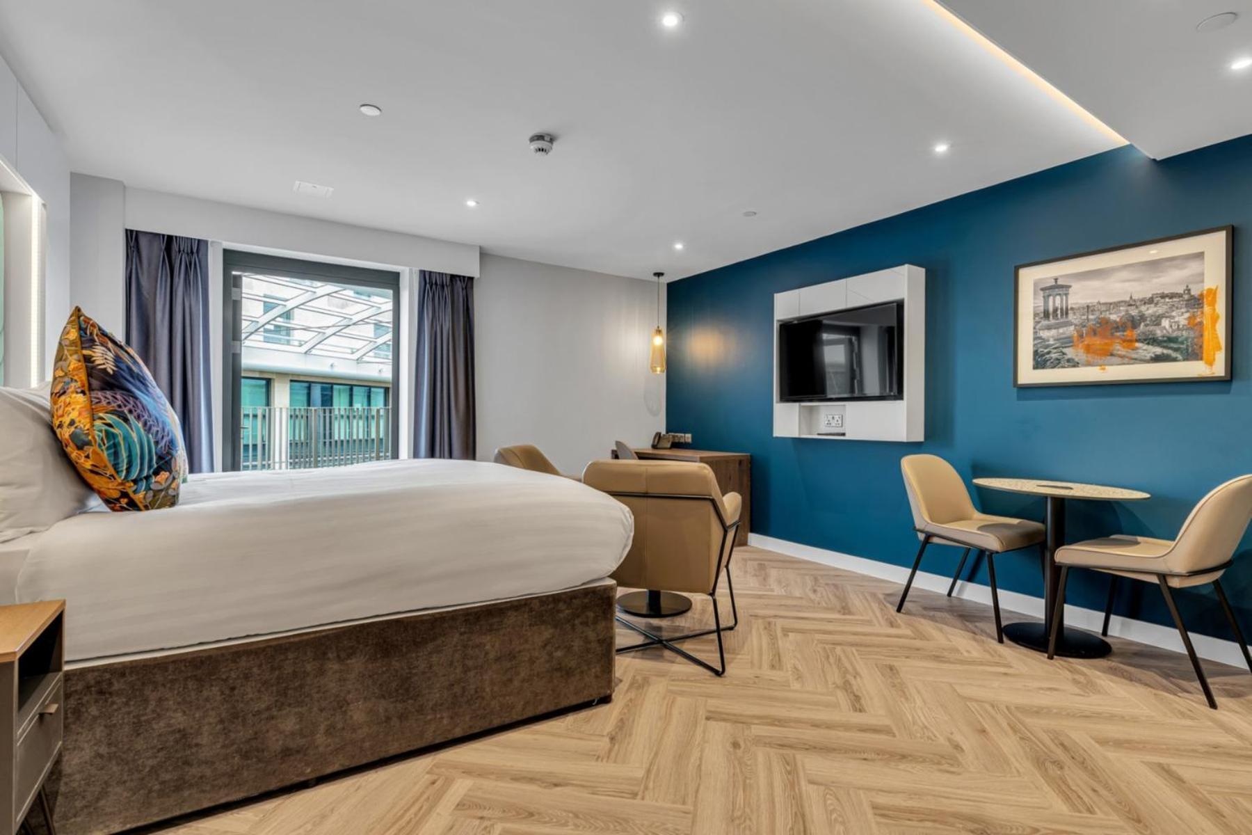 Roomzzz 爱丁堡 外观 照片