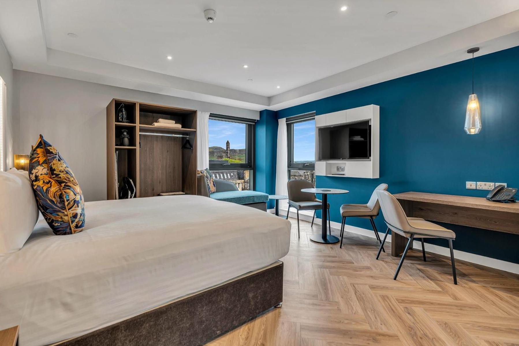 Roomzzz 爱丁堡 外观 照片